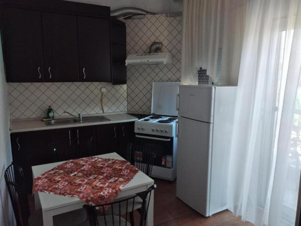 Ariadne Apartments نيا ميشانيونا المظهر الخارجي الصورة